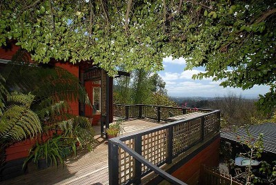 COMFORT AND COLOR Picture COMFORT AND COLOR Picture