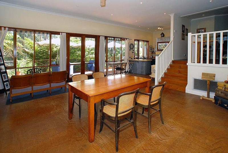 *UNDER OFFER / UNDER CONTRACT* Picture 1