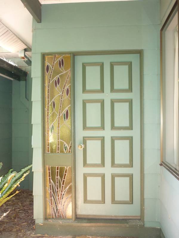 COMFORTABLE FAMILY HOME Picture 2