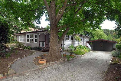 SEEING IS BELIEVING
SNEAK PREVIEW Picture SEEING IS BELIEVING
SNEAK PREVIEW Picture