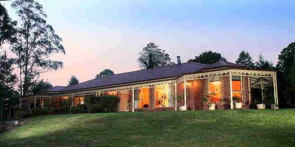 COPPER LEAF - VICTORIAN SPLENDOUR Picture 1