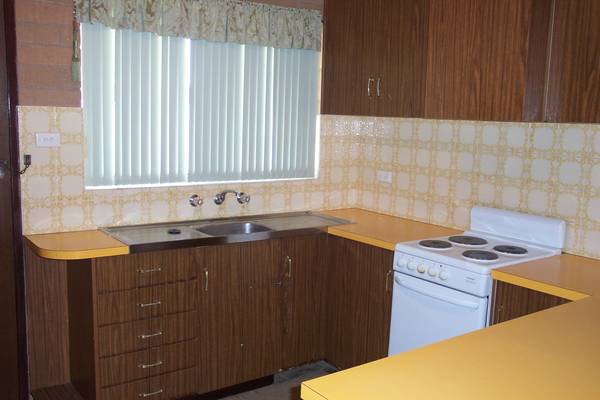 WALKING DISTANCE TO CBD Picture 2