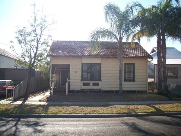 A DIAMOND IN RUBY Picture 1