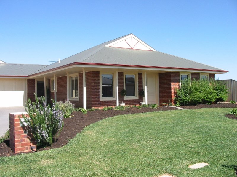 Home in popular Ularara Estate Picture 1