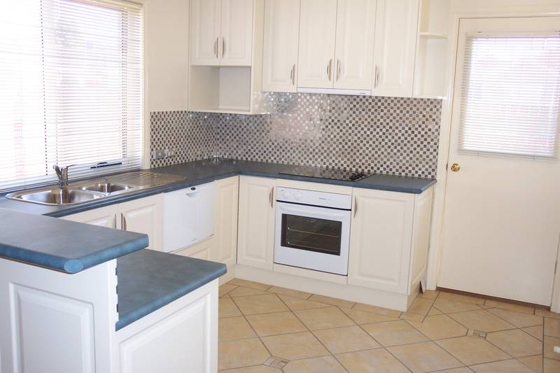 CLOSE TO CENTRO PLAZA Picture 2