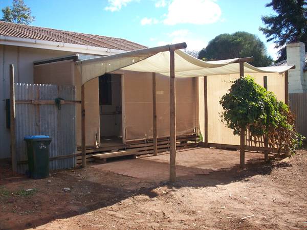 NEXT TO SCHOOLS AND SHOPS Picture 1