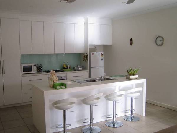 Modern & Stylish Picture Modern & Stylish Picture