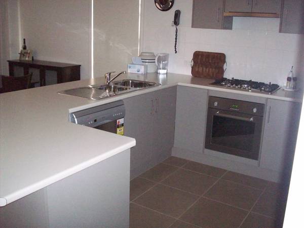 Modern Townhouse Picture 2