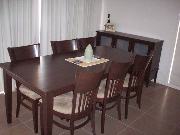 Modern Townhouse Picture 3