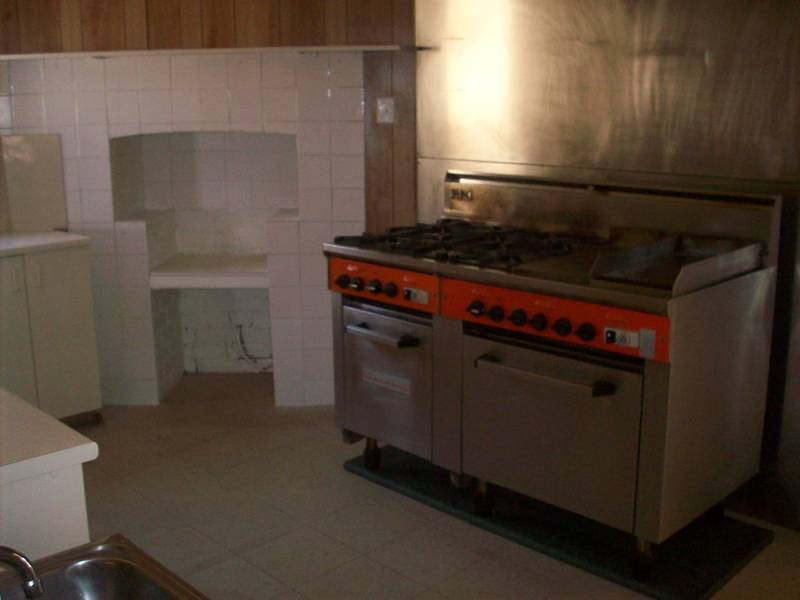 WALK EVERYWHERE! Picture 2