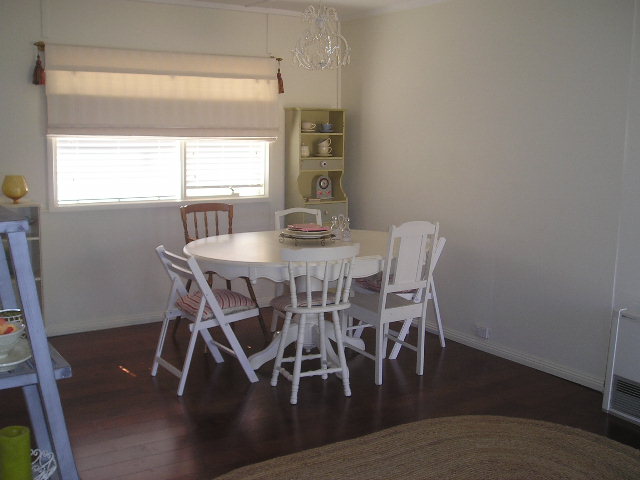 4 Bedrooms On 3 Acres Picture 3