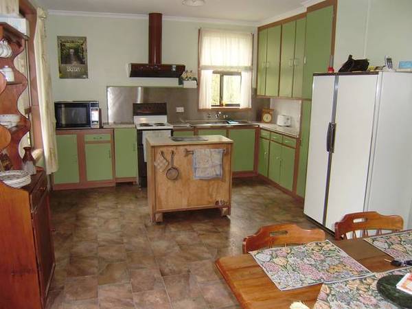 Investors Take Note Picture