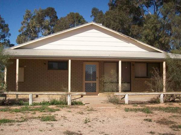 Large block Picture 1