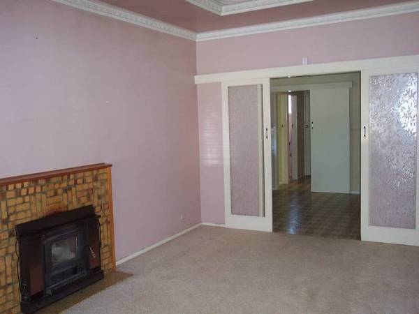 Only 5mins from town.. Picture Only 5mins from town.. Picture