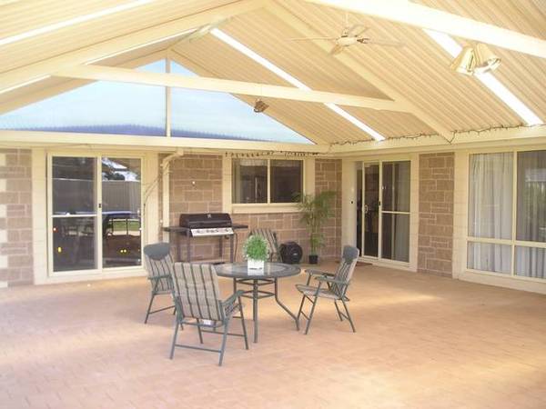 Big Home For The Entertainers! Picture