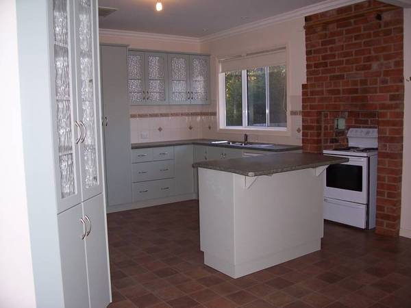 Renovated Home / Bungalow / 1/2 Acre Picture Renovated Home / Bungalow / 1/2 Acre Picture