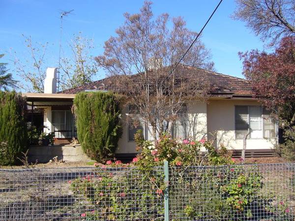 Spacious Home & Land Picture 1