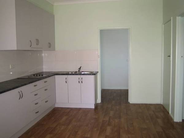 RENOVATED 3 BEDROOM UNIT Picture 2