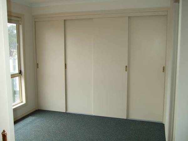 TUCKED AWAY NEAR CBD Picture 3