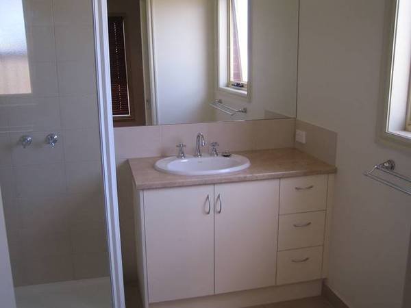 BEAUTIFUL THREE BEDROOM HOME Picture BEAUTIFUL THREE BEDROOM HOME Picture