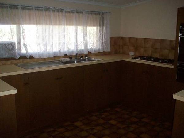 PEACE AND QUIET Picture 2