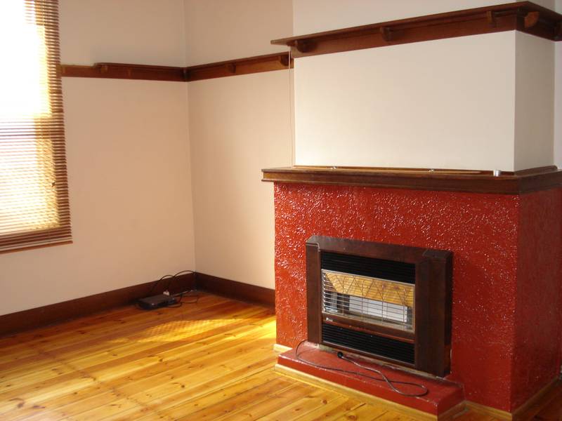 CHARMING THREE BEDROOM HOME Picture