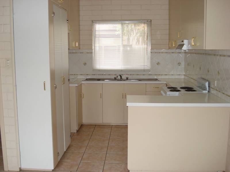 AFFORDABLE OPEN PLAN UNIT Picture 2