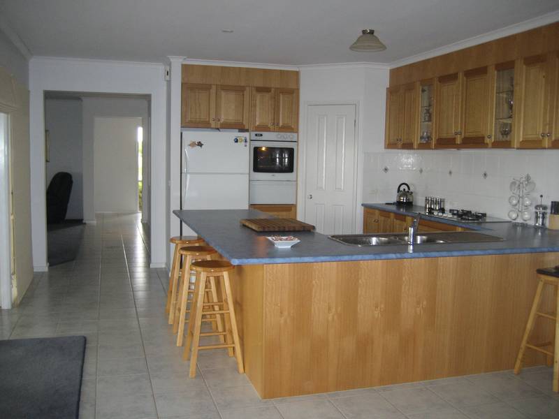 Quality Family Living On 3/4 Acres Picture 2