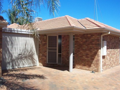 Lovely unit in Plantation Picture