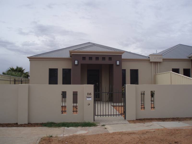 Ultimate Inner City Townhouse Picture 1