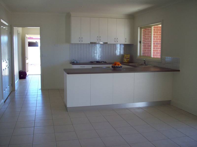 NEW TOWNHOUSE Picture