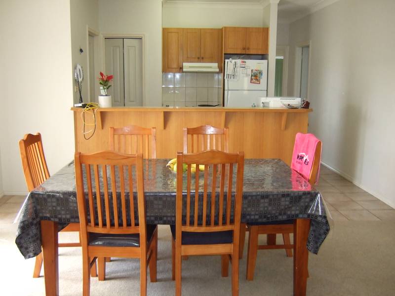 Idyllic Townhouse Picture 2