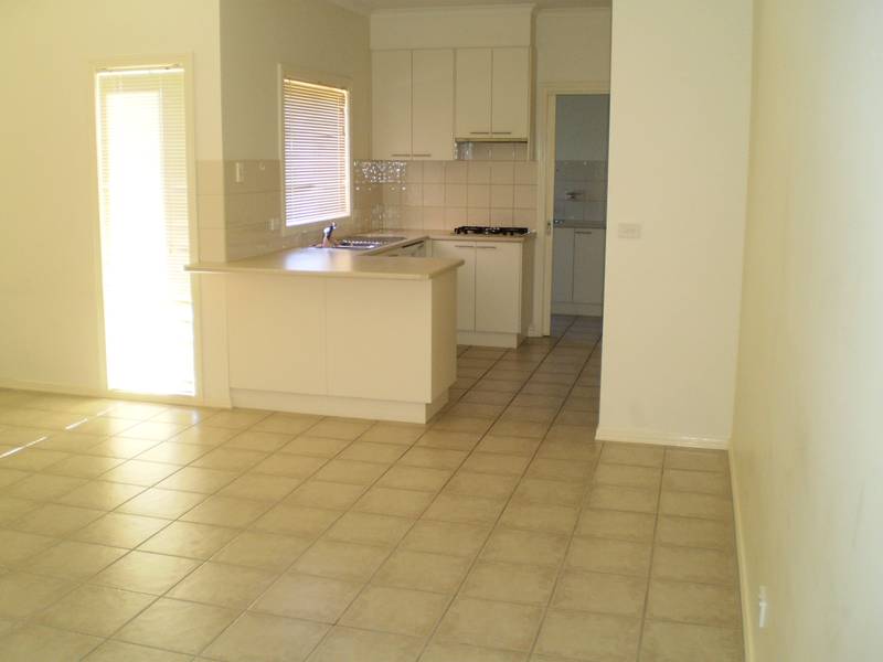 MODERN TOWNHOUSE Picture