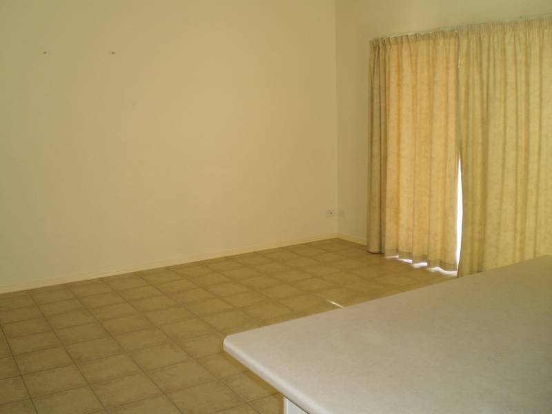 MODERN TOWNHOUSE Picture