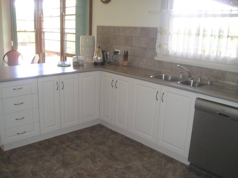 Neat Home On 15 Acres Picture 2