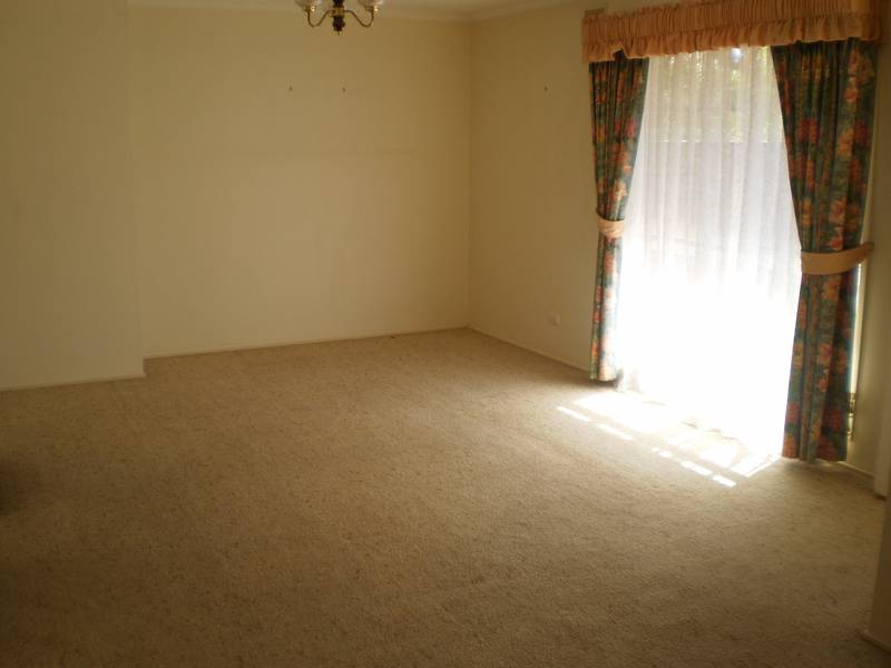 2 Bedroom Unit close to Centro Plaza Picture 2