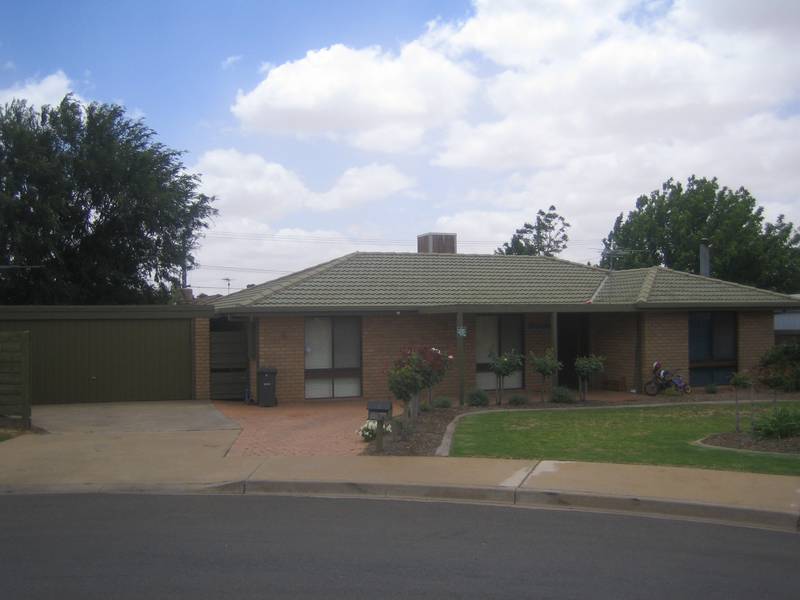 Investors Take Note Picture 1