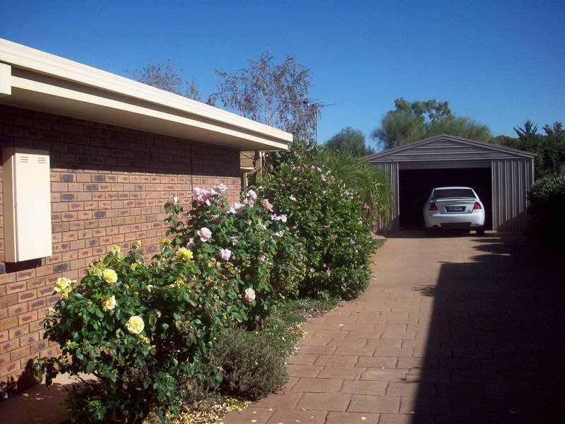 4 Bedder In Great Location Picture 3