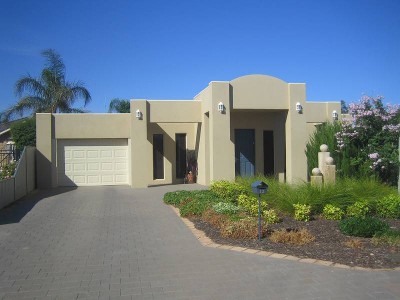 Stylish & Flexible Townhouse Picture