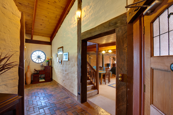 A Unique Native Lifestyle Picture 3