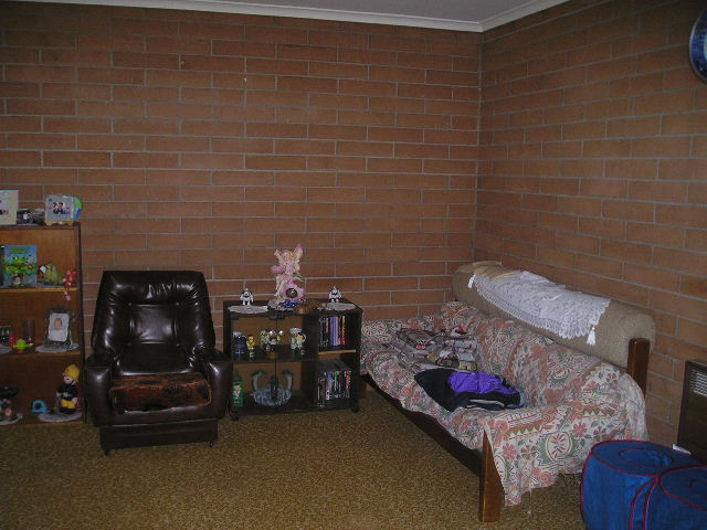 Solid Brick Home on 1 Acre Picture 3