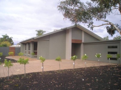 Stylish Home On West Side Picture