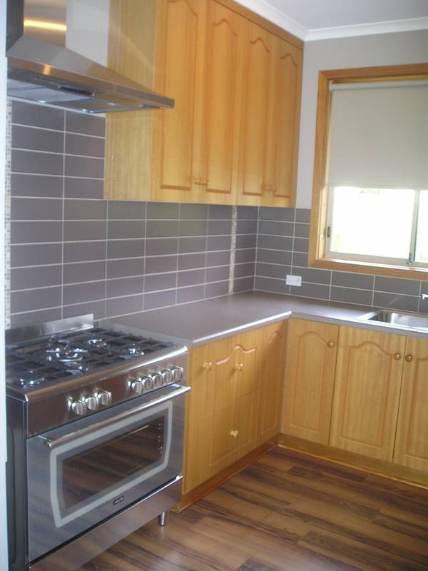 Stylish Home On West Side Picture 2