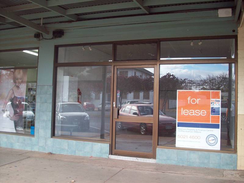 POPULAR RED CLIFFS Picture 1