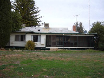 Big House - Big Shed - Big Land Picture