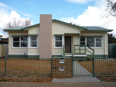 In The Heart Of Town Picture