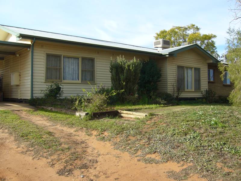 Lifestyle Property With Options Picture 1