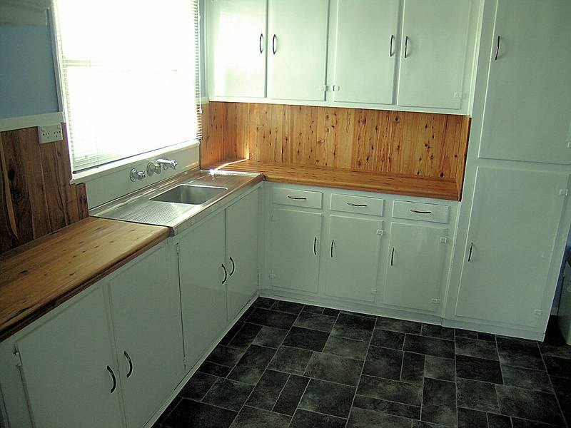 Central Location Picture 3