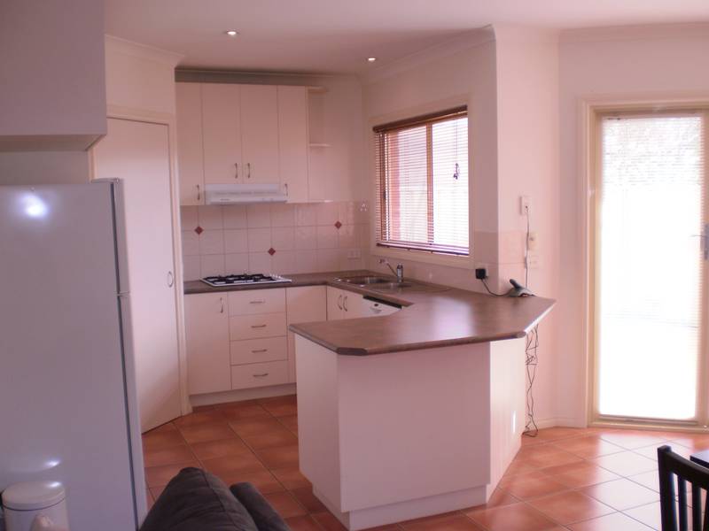 Quality Built Townhouse Picture 2