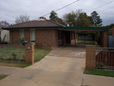 FOUR BEDROOMS WITH LARGE REAR YARD! Picture